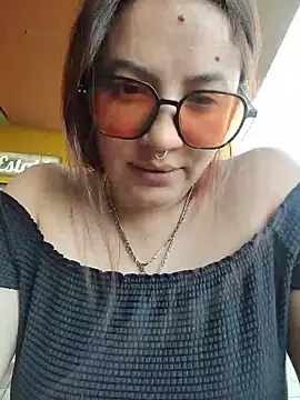 samm_curvy webcam