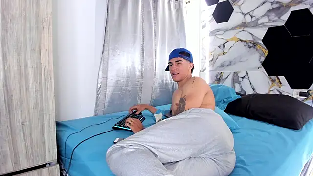 Goldendesirexx webcam