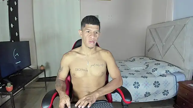 Toptony22 webcam
