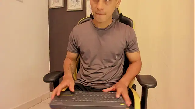 sexy_andres01 webcam