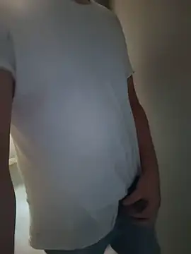 manlysissyslave webcam