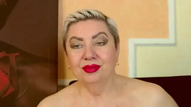 LadyPosh webcam
