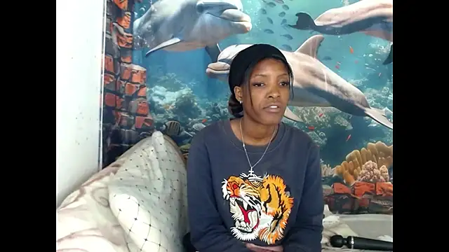 AfricanBarbiee69 live cam on StripChat