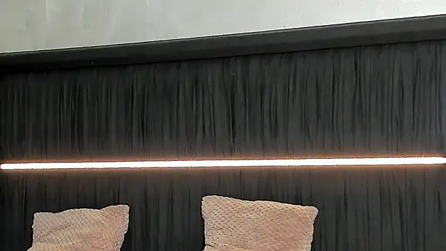 ErikaMoltton webcam