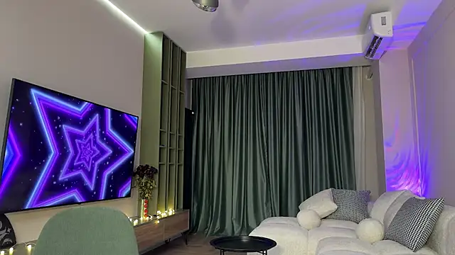 _Kiss_me_hard_ live cam