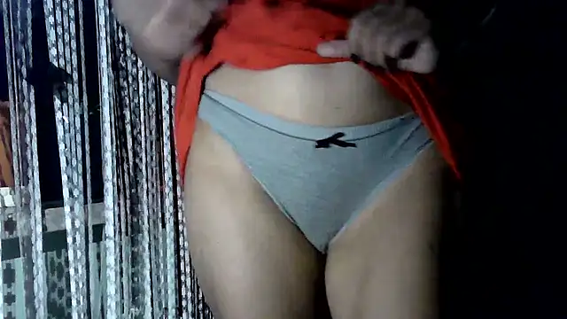 Katesweetkate live cam on StripChat