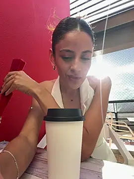 alana15 Live Webcam on Stripchat
