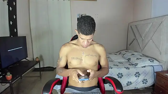 Toptony22 webcam