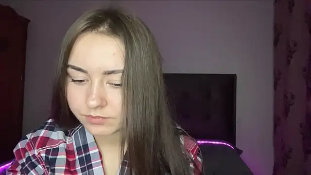SelenaBrook webcam