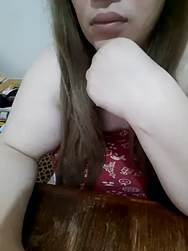 Madam_bezzzoul webcam