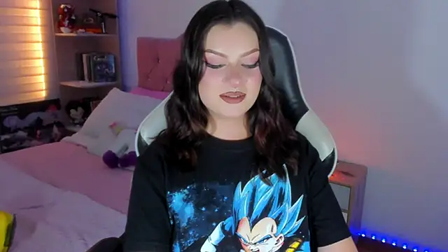 OphelianaRose33 webcam