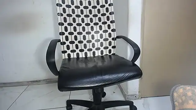 BootySoYummyX webcam