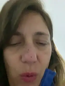 lulupiecitosamor webcam