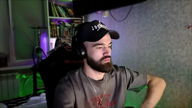 _Serious_Man webcam