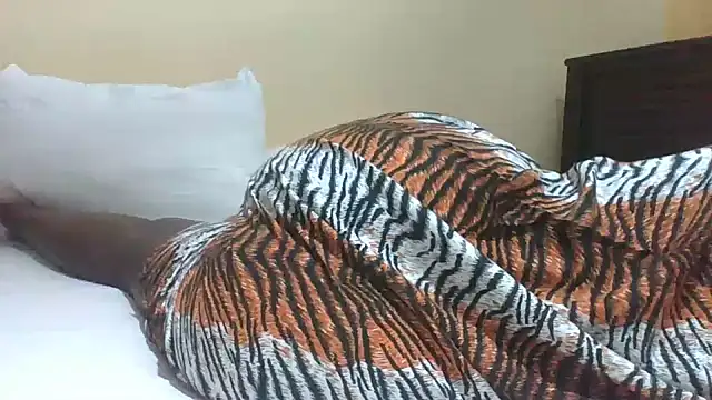 Huge_Bootybae webcam