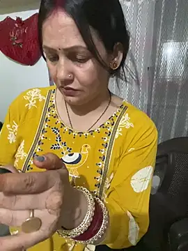anshika_arya (F milf) - Hyyy Guys