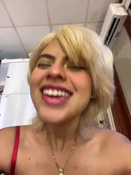 Eva_Feller69