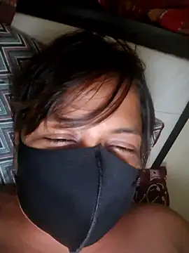 shabm20 live cam on StripChat