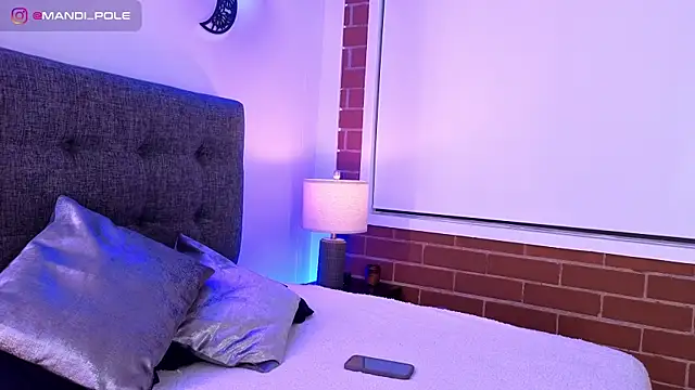 mandi4pole_ live cam