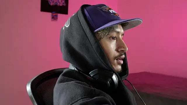 trieone webcam