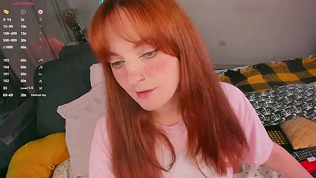 Alice_CutePerv webcam