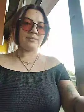 samm_curvy webcam