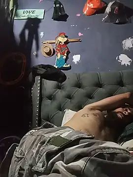 hairy_mannn webcam