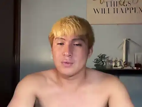 Kingdirtyfog live cam on StripChat