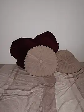 Susiee_Redd webcam