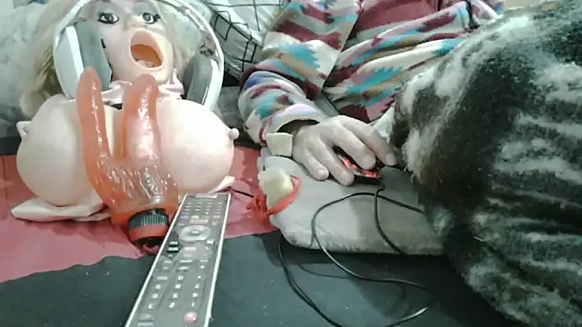 messi_syssy live cam on StripChat