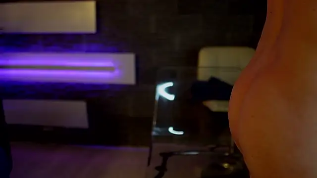 foxxy_milf webcam