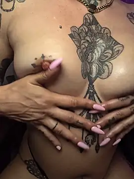 sarahpearlx webcam
