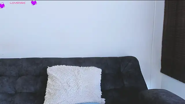 VeronicaTonu webcam