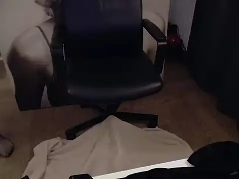 BraveCouple webcam