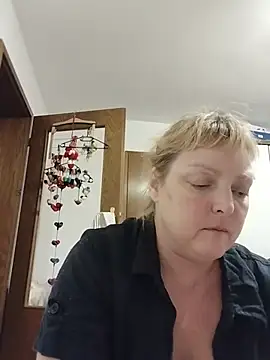 LiluLiluLilu webcam