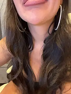 ANGELIKA7741 webcam