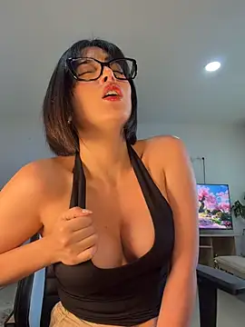 selenehale (F young) - Get completely naked and make you a BJ