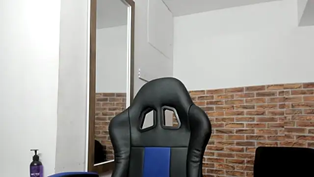 wizarpamela webcam
