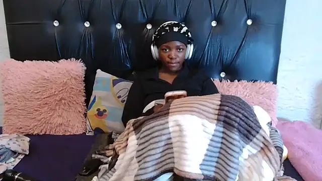 PunkinbuttXx05 webcam