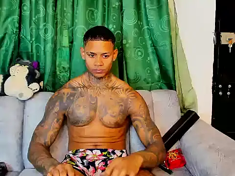 Jared_Kushhs webcam