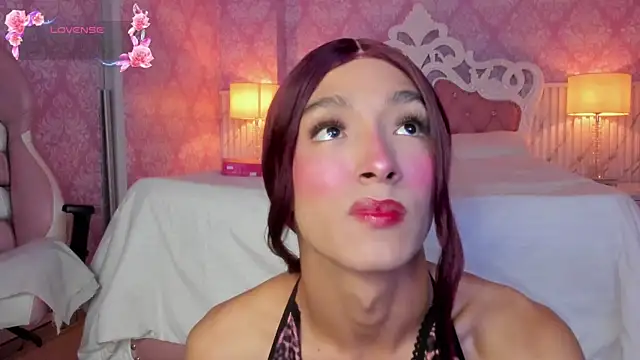 skinny_dolltrans webcam