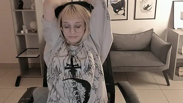 ReminaMeow webcam