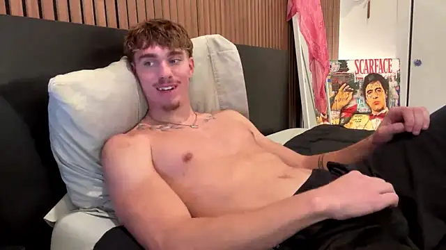 TheNicoRyder live cam on StripChat
