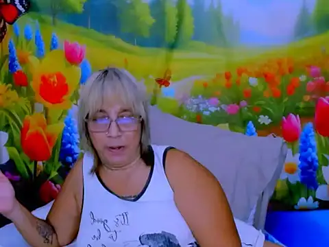 indianroxy webcam