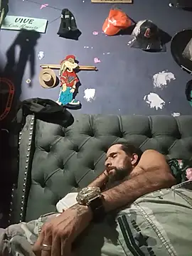 hairy_mannn webcam
