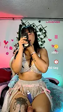 -SweetCamila webcam