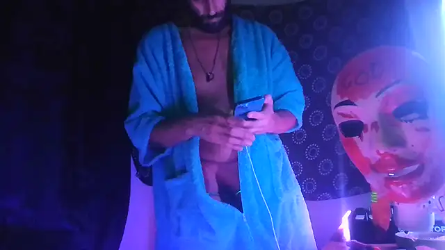 Guyst049 webcam