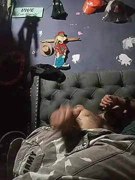 hairy_mannn webcam