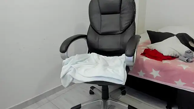 alejandra_milf_ webcam