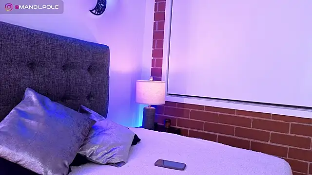 mandi4pole_ live cam